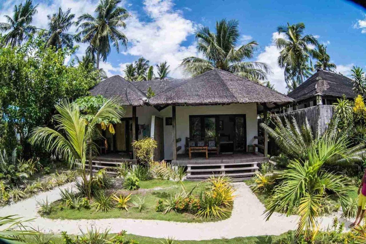 Romantic Beach Villas General Luna  Esterno foto
