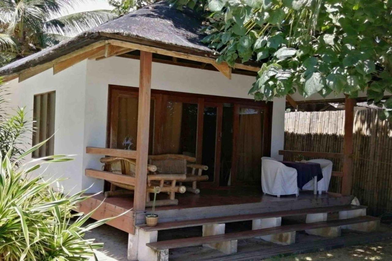 Romantic Beach Villas General Luna  Esterno foto