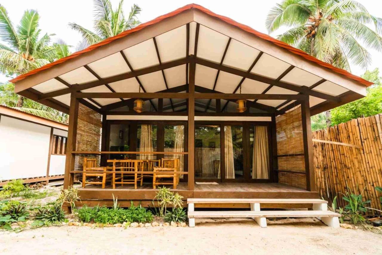 Romantic Beach Villas General Luna  Esterno foto